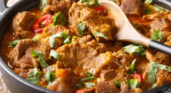 Savoring Authentic Indian Curry in Jaipur