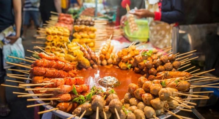 Street Food Wonders: Exploring Local Eats Around the Globe