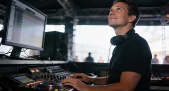 Revolusi Integrasi Teknologi Audio Visual di Lantai Dansa Modern